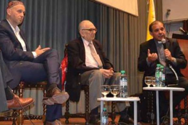 Debate: Ecología, ciencia y teología