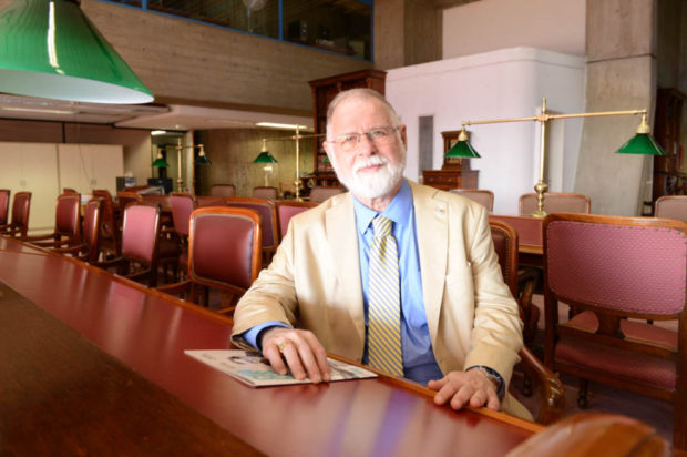 Alberto Manguel: “El Buenos Aires que existe en el mundo fue inventado por Borges”