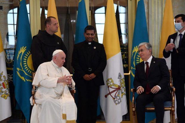 El año 2022 en la Iglesia y el mundo: desafíos y experiencias